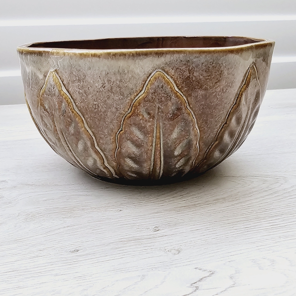 NEW Teleflora Ceramic Leaf Design Bowl